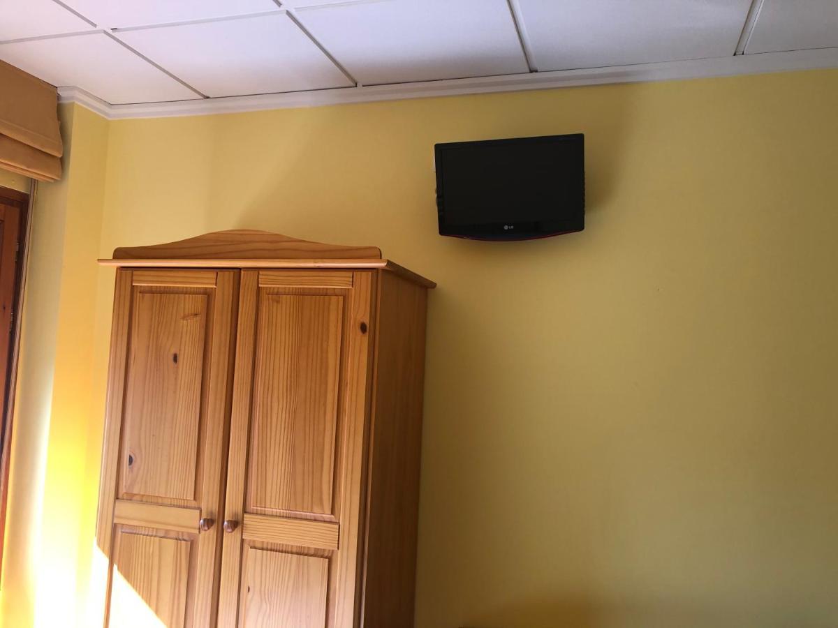 Bar Hostal Torralba De Los Sisones ภายนอก รูปภาพ