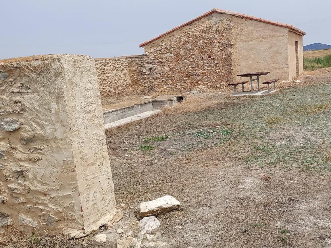 Bar Hostal Torralba De Los Sisones ภายนอก รูปภาพ